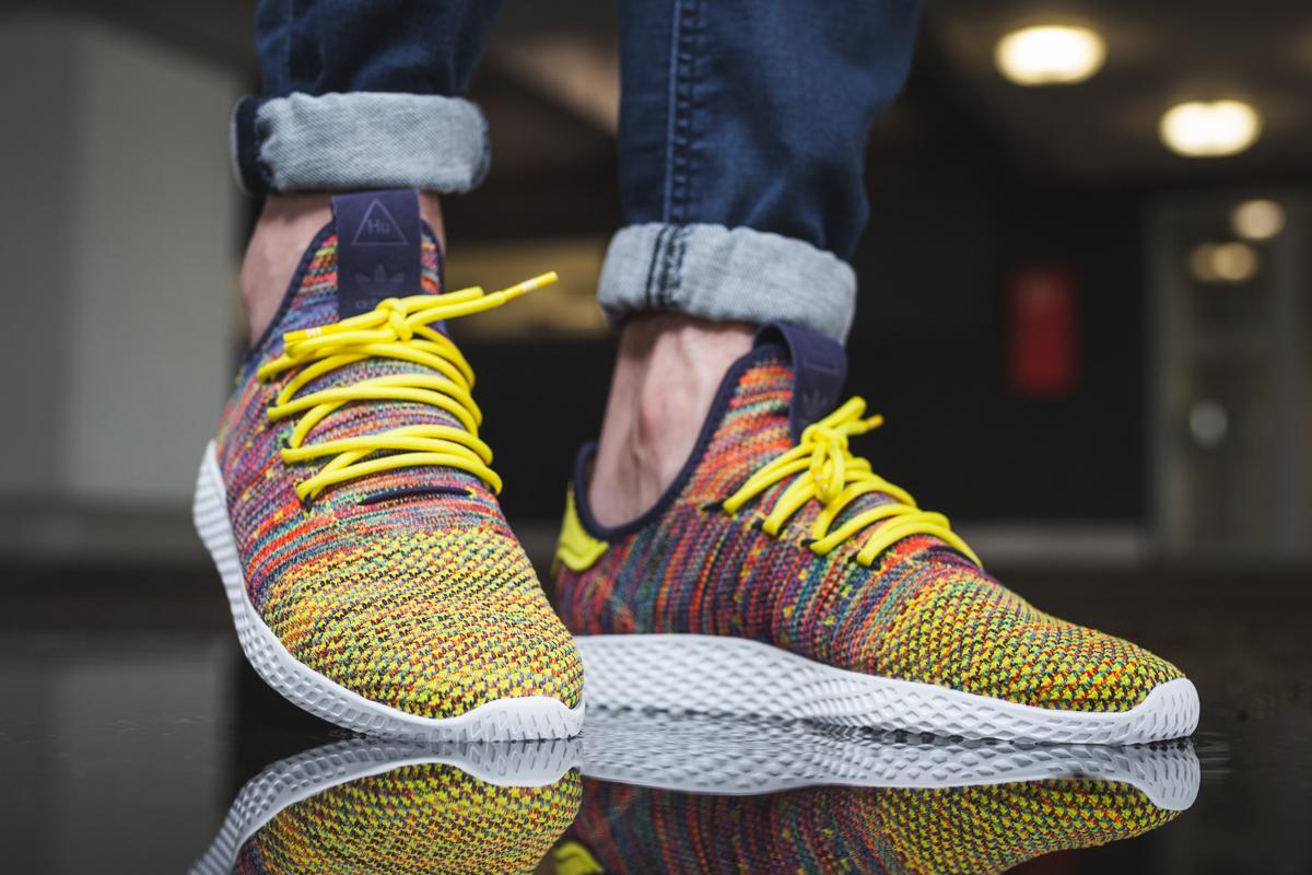 Adidas pharrell williams tennis hu yellow best sale